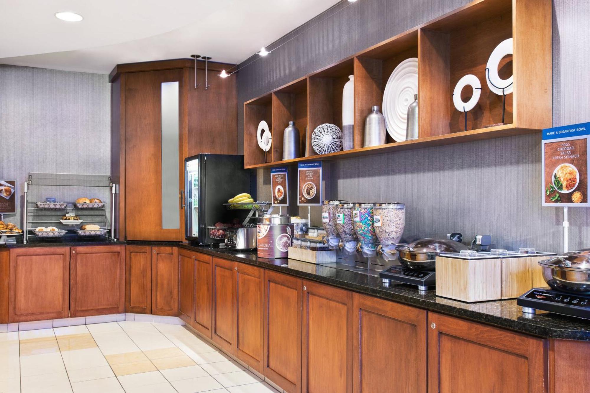 Springhill Suites By Marriott Wheeling Triadelphia Area Exterior foto