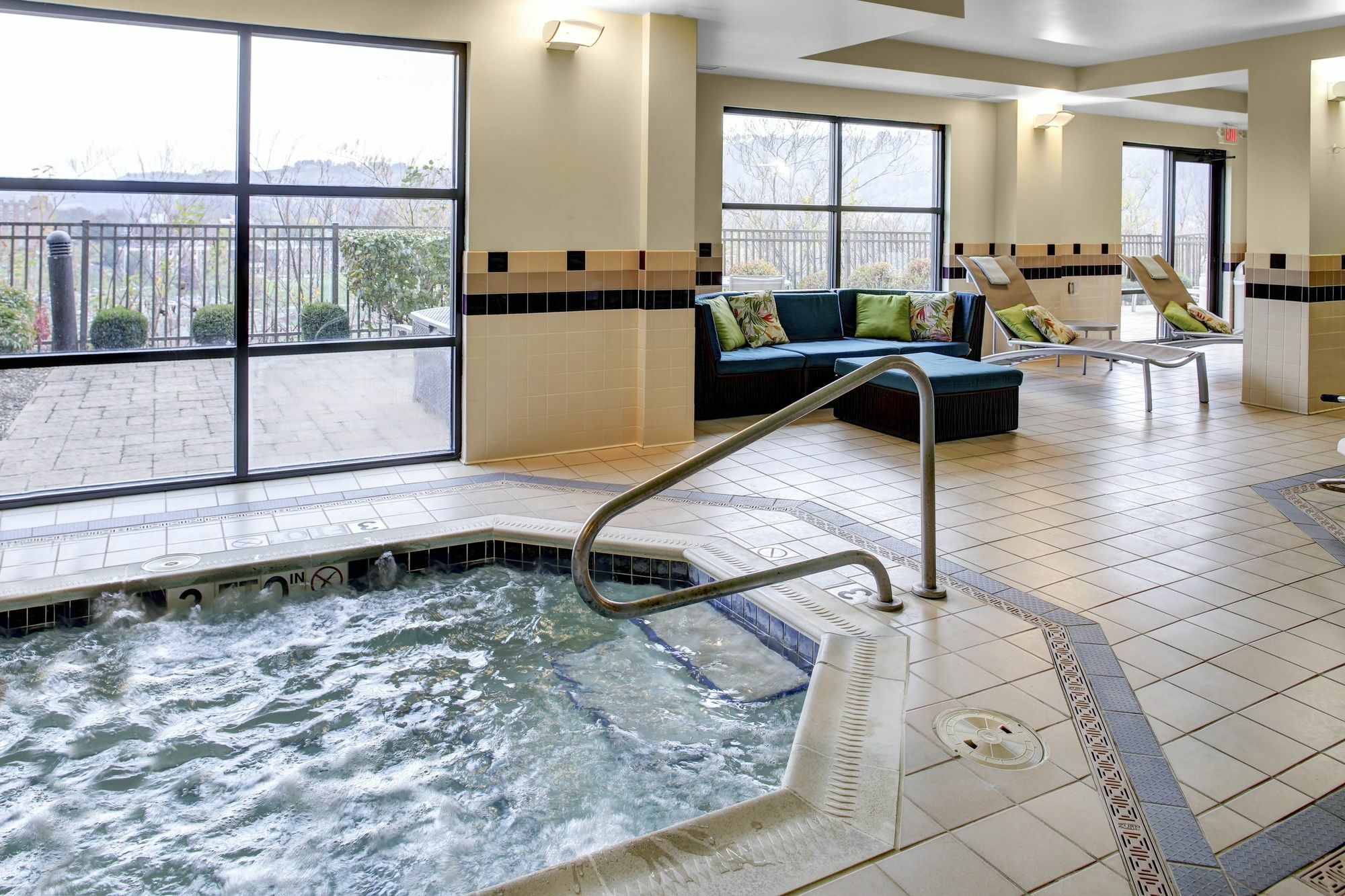 Springhill Suites By Marriott Wheeling Triadelphia Area Exterior foto